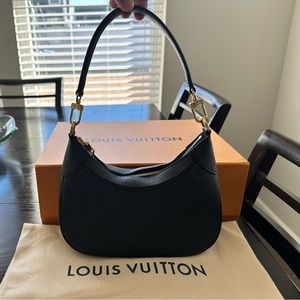 Louis Vuitton Bagatelle Purse